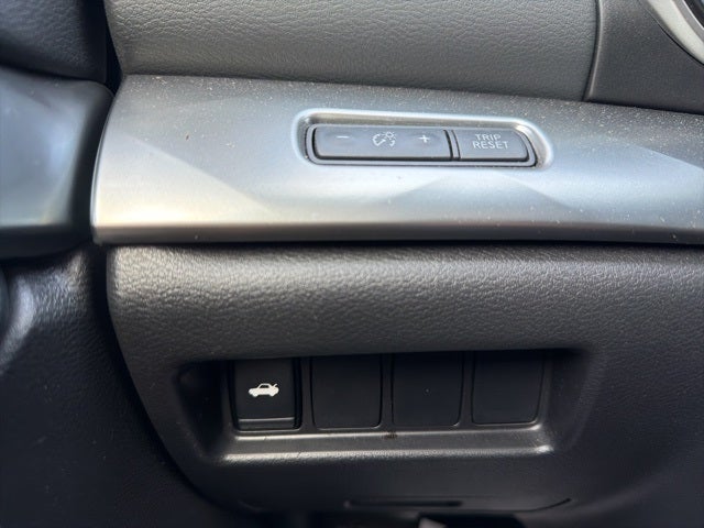 2023 Nissan Maxima SV