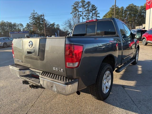 2004 Nissan Titan LE