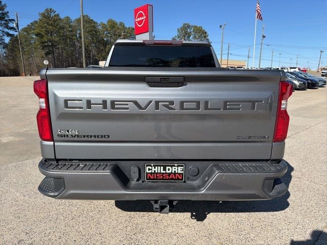 2021 Chevrolet Silverado 1500 Custom