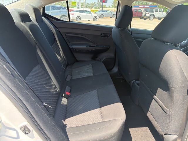 2022 Nissan Versa 1.6 S