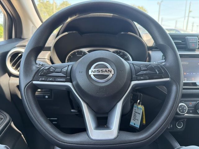 2022 Nissan Versa 1.6 S