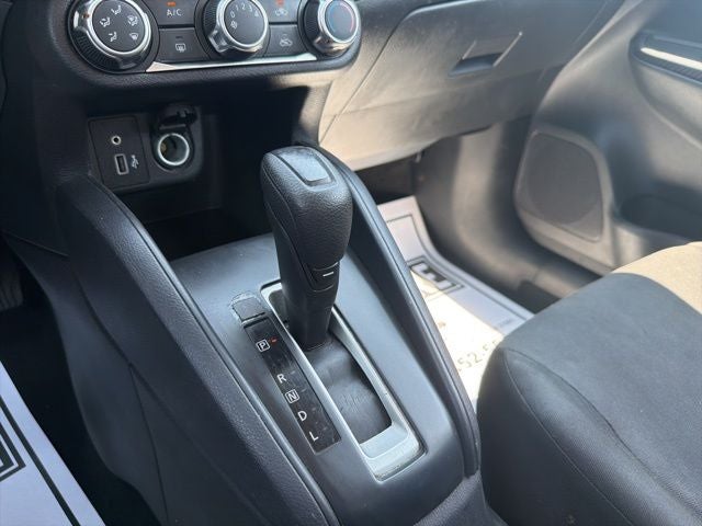 2022 Nissan Versa 1.6 S