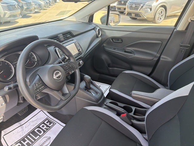 2025 Nissan Versa 1.6 S