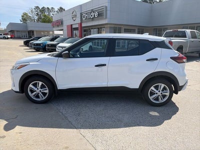 2025 Nissan Kicks Play S