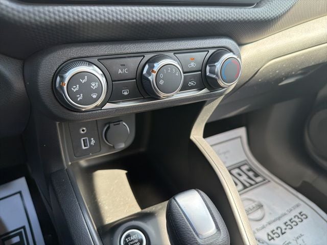 2025 Nissan Kicks Play S