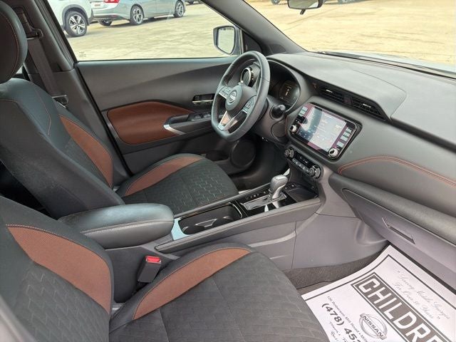 2024 Nissan Kicks SR