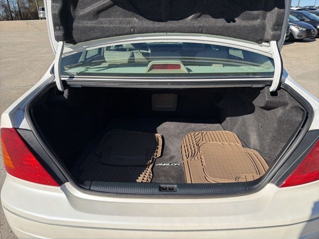 2000 Toyota Avalon XLS