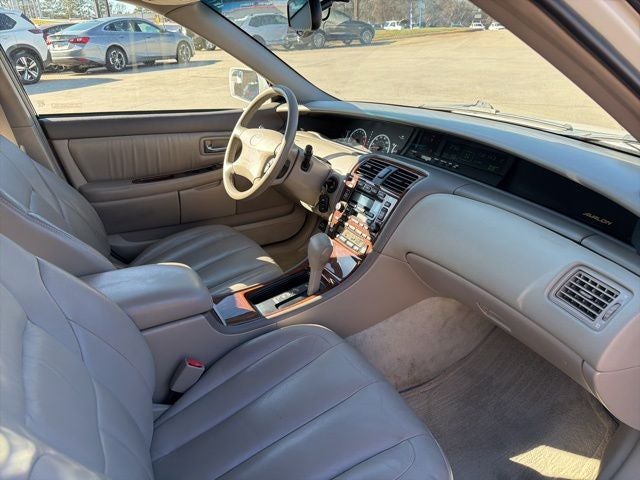 2000 Toyota Avalon XLS
