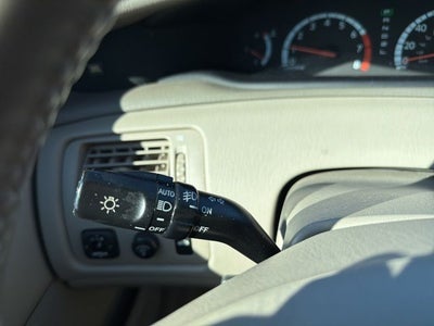 2000 Toyota Avalon XLS