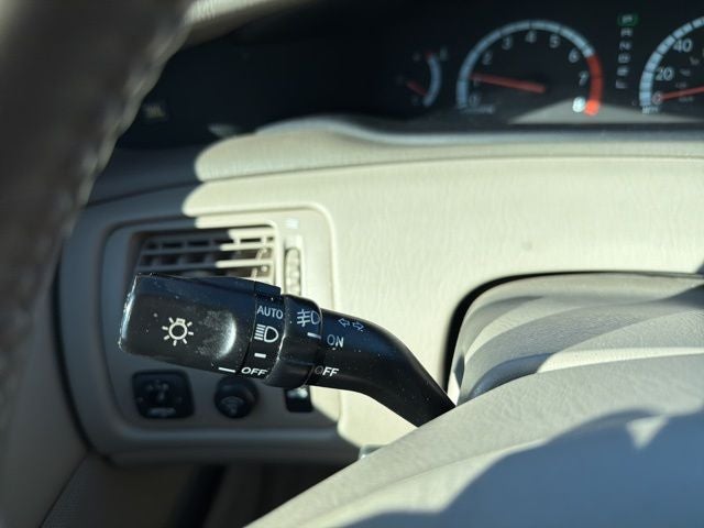 2000 Toyota Avalon XLS