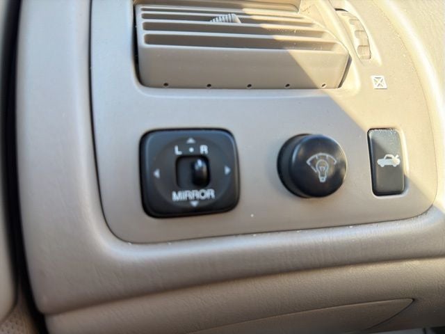 2000 Toyota Avalon XLS