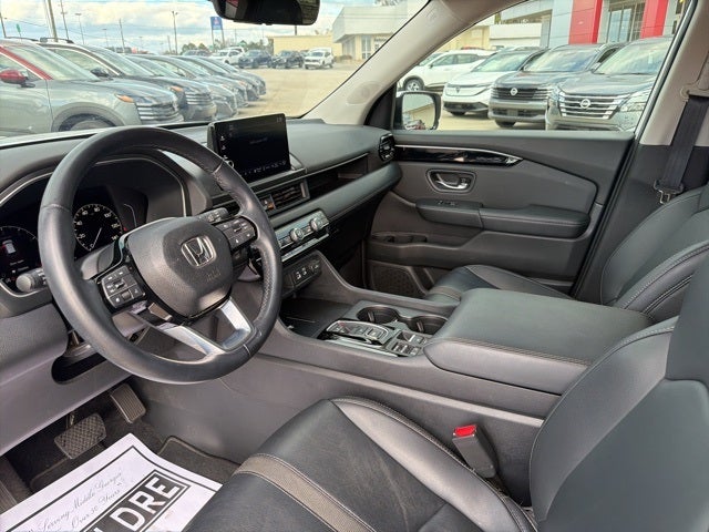 2023 Honda Pilot EX-L 8 Passenger