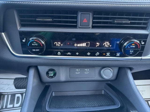 2026 Nissan Rogue SV