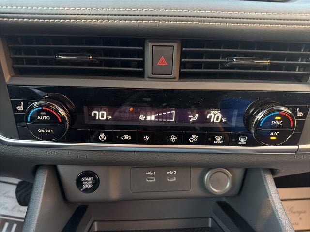 2026 Nissan Rogue SV