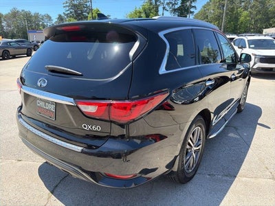 2017 INFINITI QX60 Base