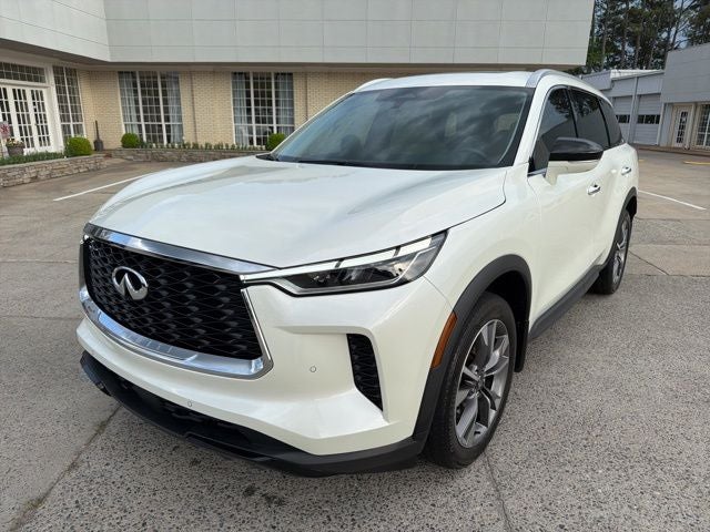 2024 INFINITI QX60 LUXE