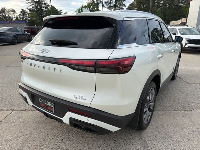 2024 INFINITI QX60 LUXE