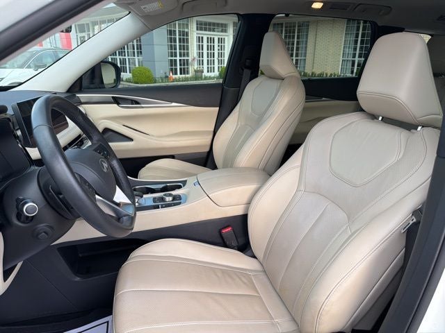 2024 INFINITI QX60 LUXE