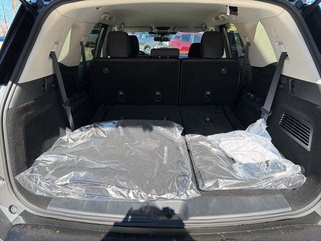 2026 Nissan Pathfinder S