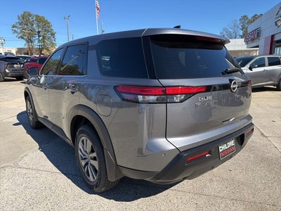 2026 Nissan Pathfinder S