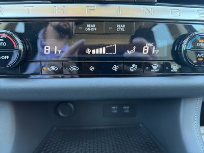 2026 Nissan Pathfinder SV