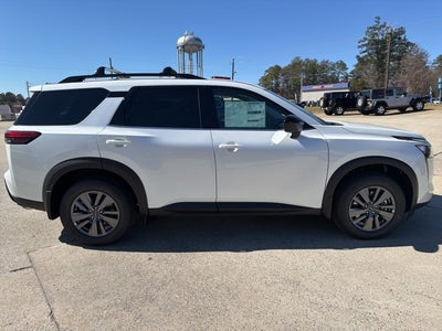 2026 Nissan Pathfinder SV