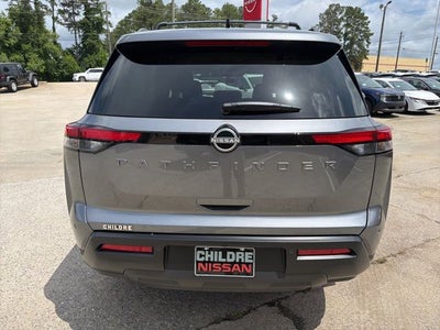 2026 Nissan Pathfinder SV