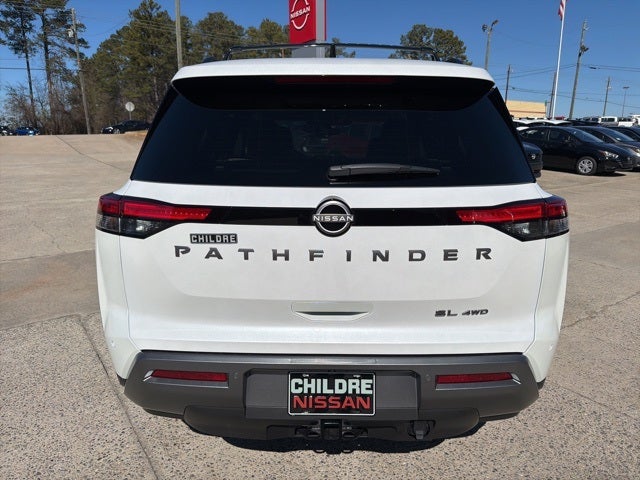 2026 Nissan Pathfinder SL
