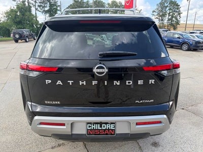 2024 Nissan Pathfinder Platinum
