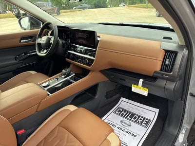 2026 Nissan Pathfinder Platinum