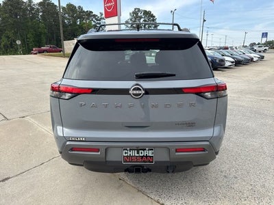 2026 Nissan Pathfinder Platinum
