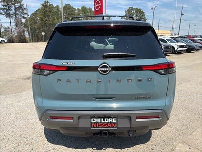 2026 Nissan Pathfinder Platinum