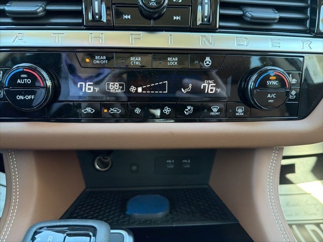 2026 Nissan Pathfinder Platinum