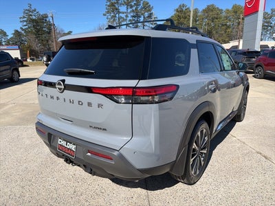 2026 Nissan Pathfinder Platinum