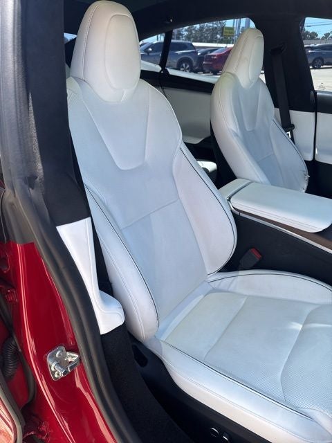 2022 Tesla Model S Plaid