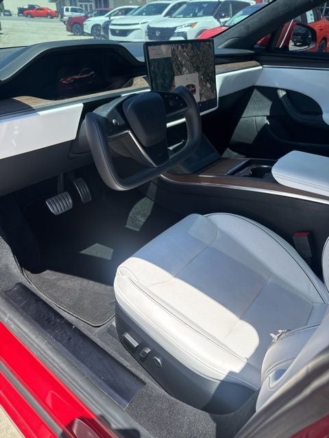 2022 Tesla Model S Plaid