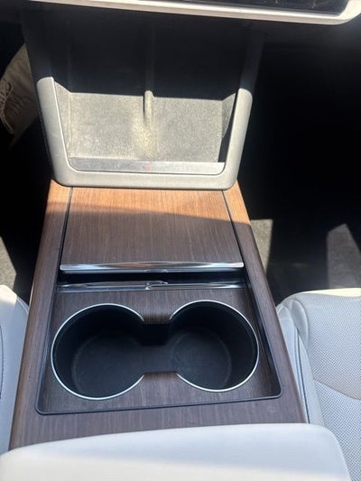 2022 Tesla Model S Plaid