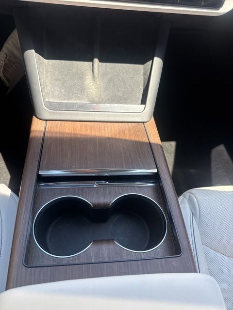 2022 Tesla Model S Plaid