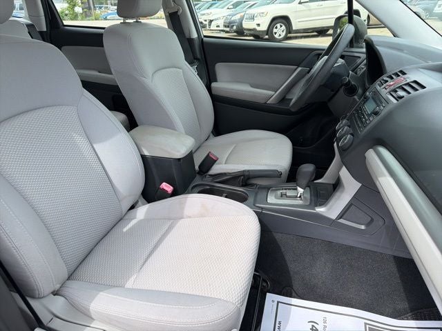 2015 Subaru Forester 2.5i