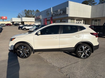 2022 Nissan Rogue Sport SL