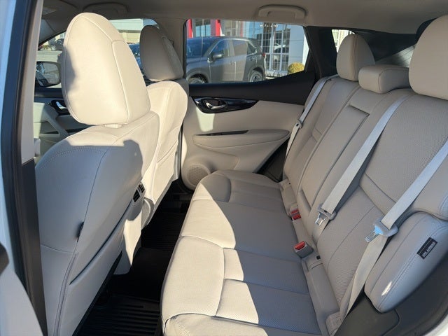 2022 Nissan Rogue Sport SL