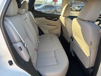 2022 Nissan Rogue Sport SL