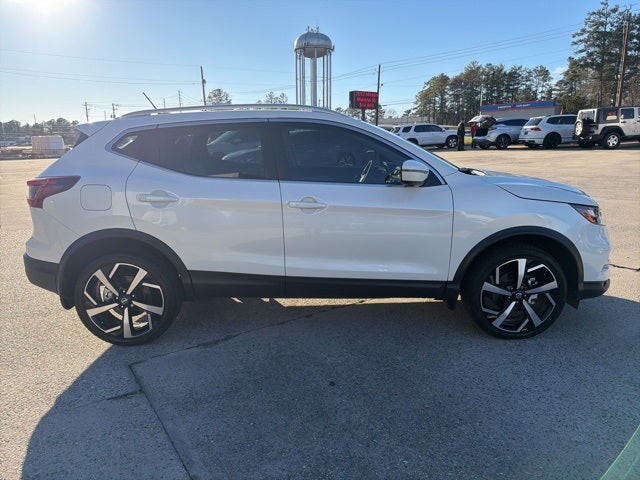 2022 Nissan Rogue Sport SL