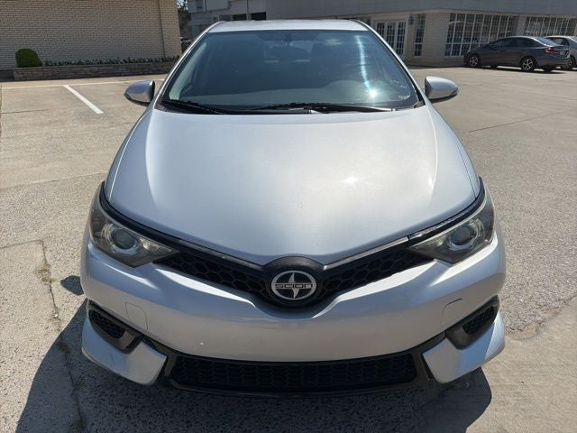 2016 Scion iM Base