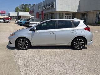 2016 Scion iM Base