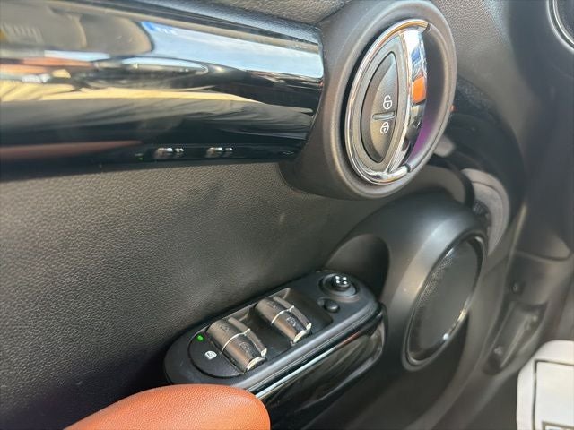 2018 MINI Cooper S Base